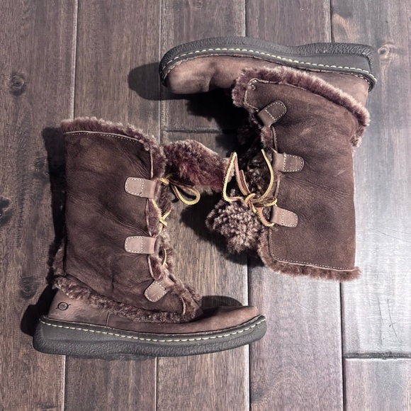 Born Shoes - Born Nordic Winter Suede Shearling Lace Up Chocolate Brown Boots 8